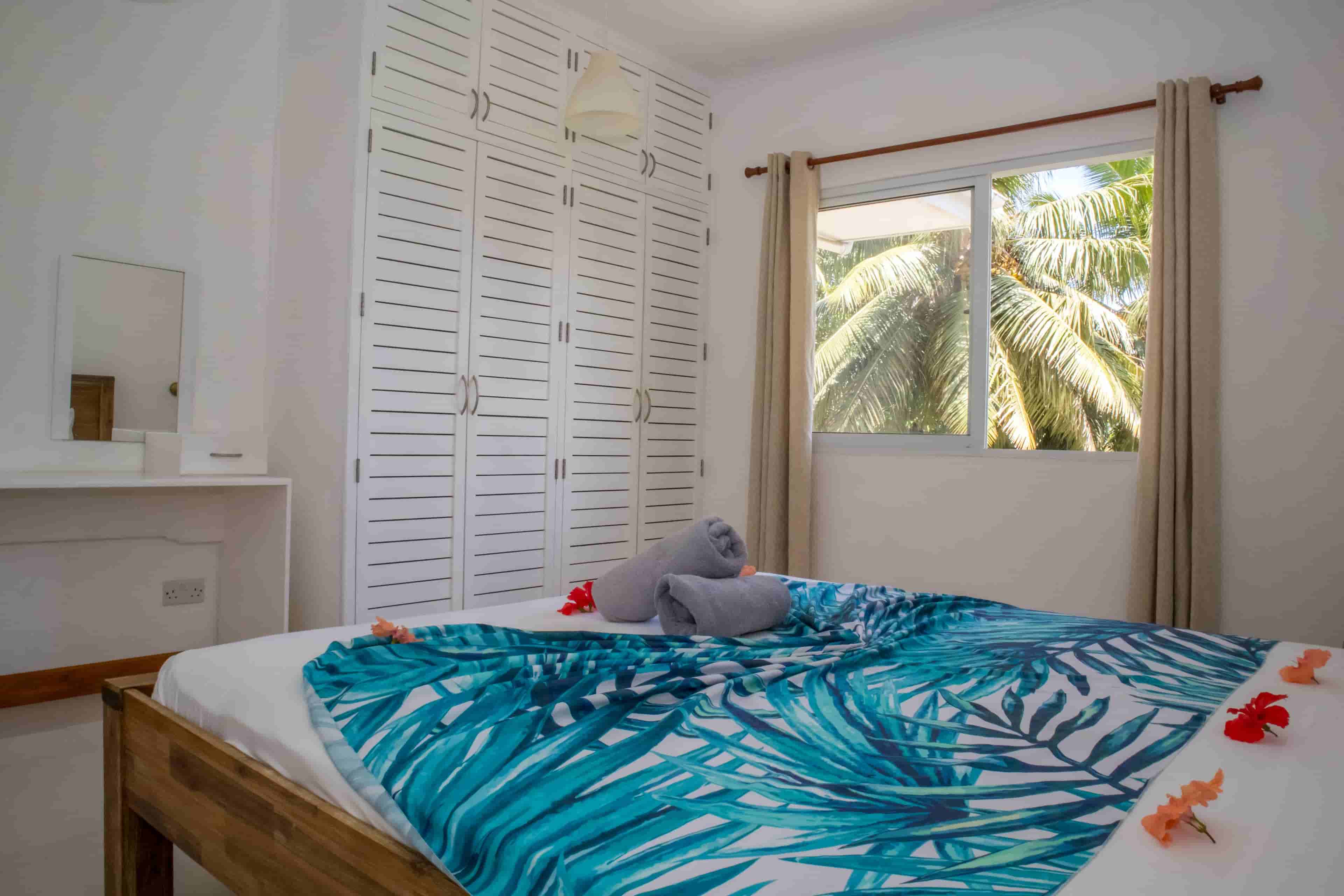 bedroom deluxe 1-bedroom apartment