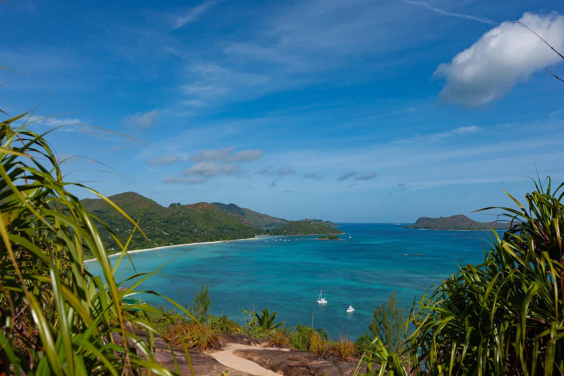Praslin gallery 1