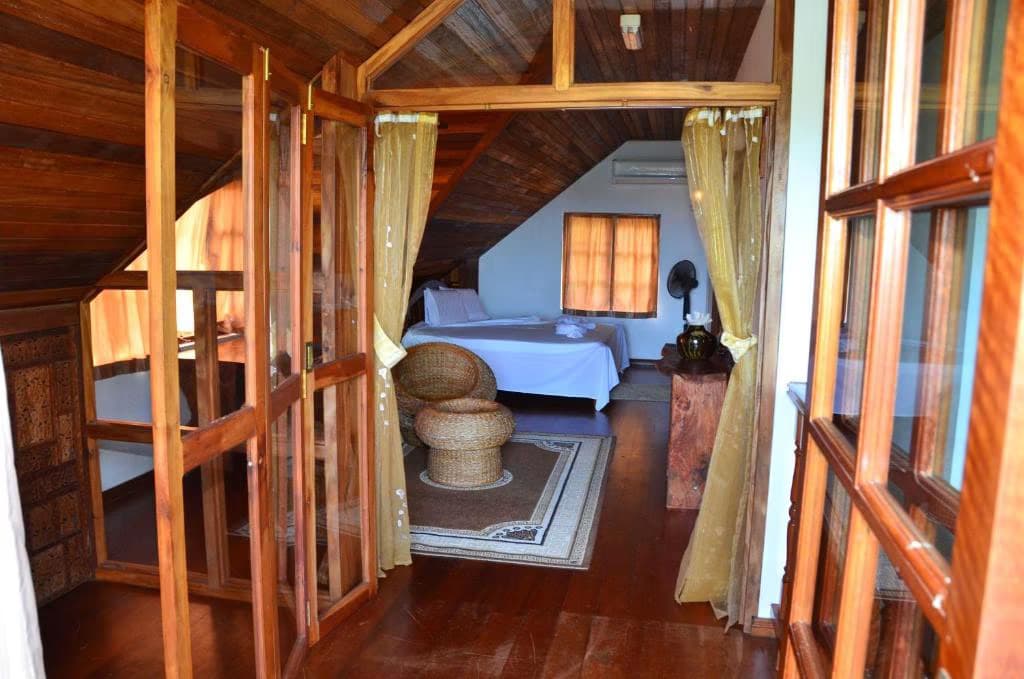 Three-Bedroom House - Kaz Ladouceur