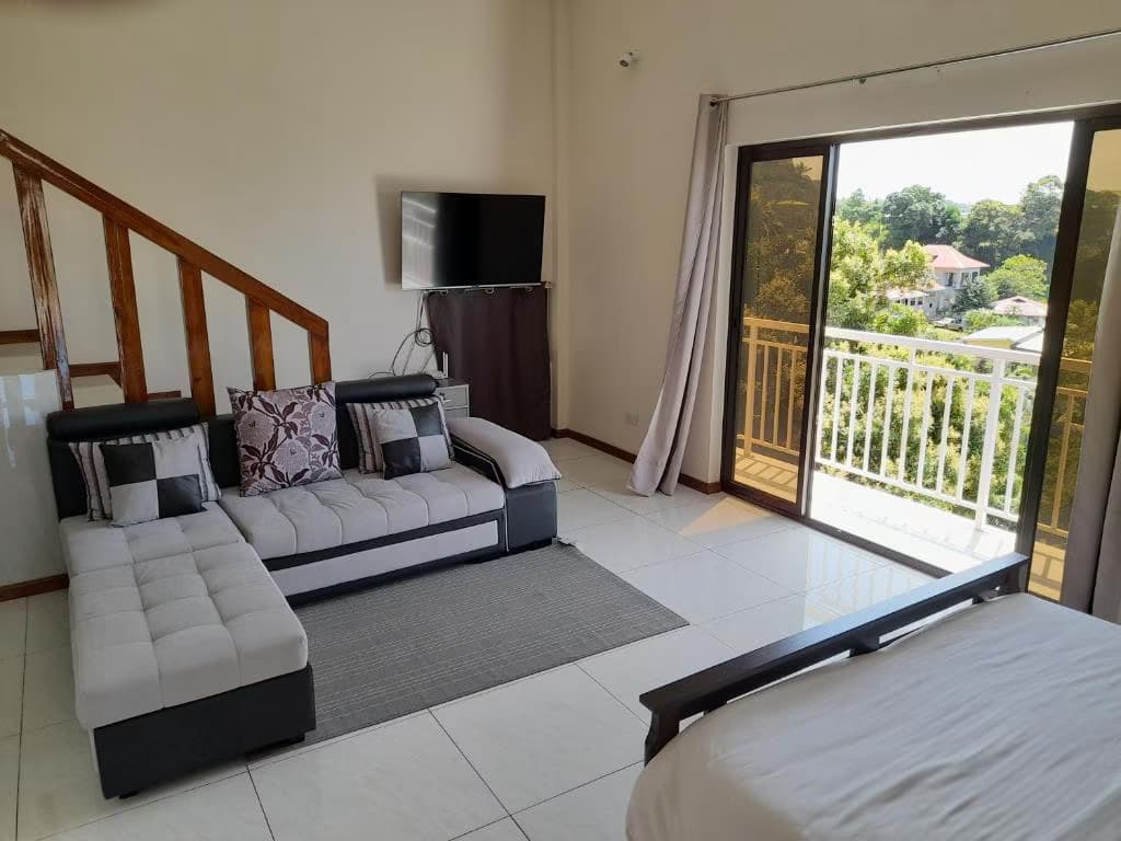 One-Bedroom Apartment Lalin - Maison L'Horizon