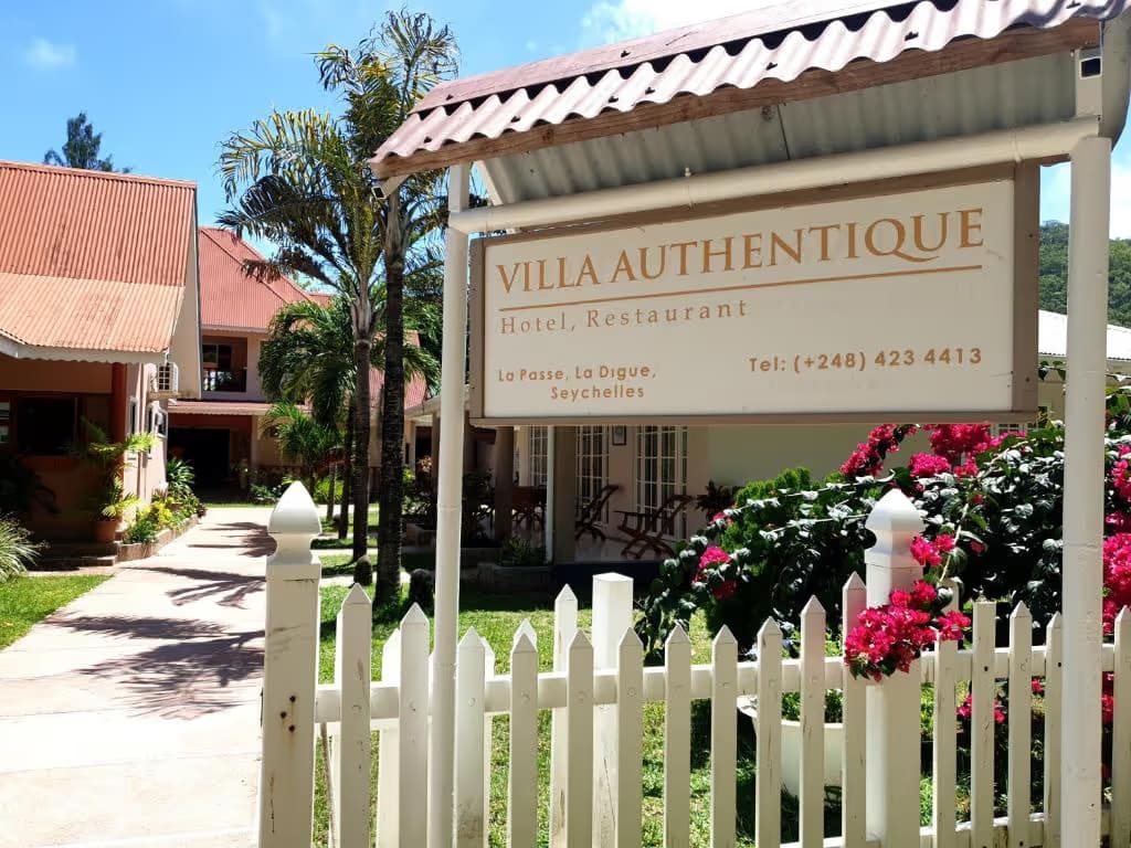 Standard double room - Villa Authentique