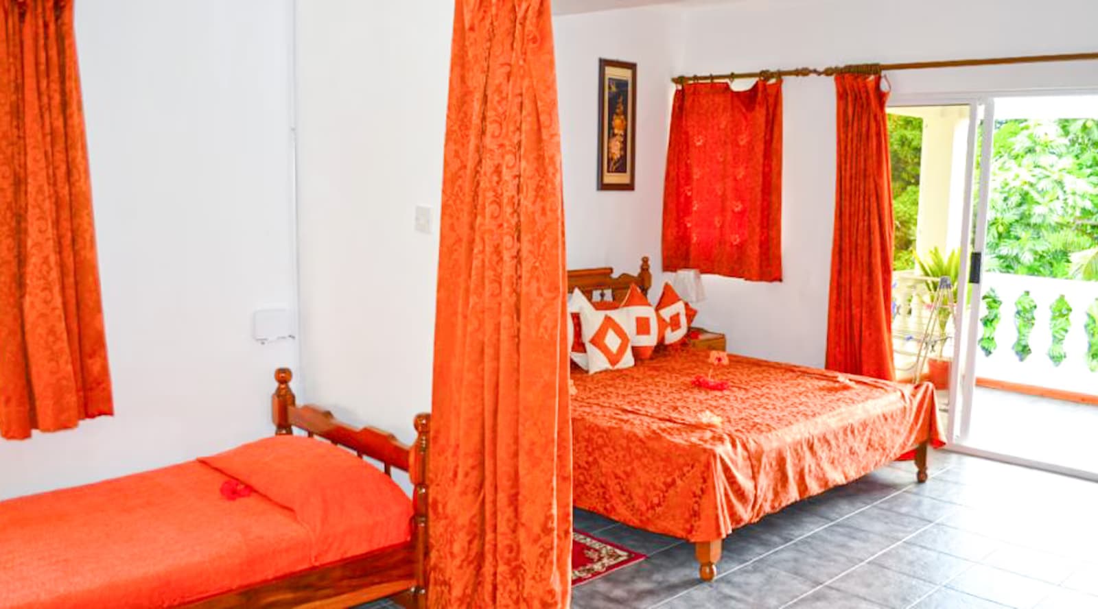 One-Bedroom Apartment - upstairs - Rows Villa
