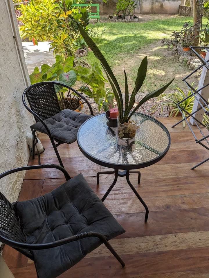 Cozy room - La Passe Guesthouse