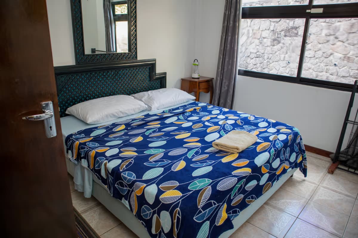 Bedroom Mountain Apartment