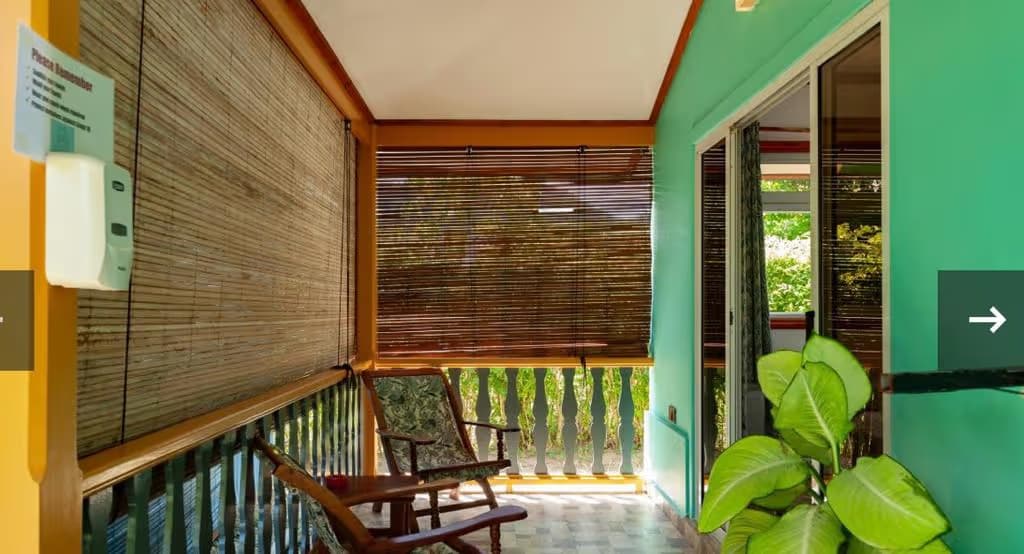 Double room terrace - Bwa rose - Bwaver Cottage