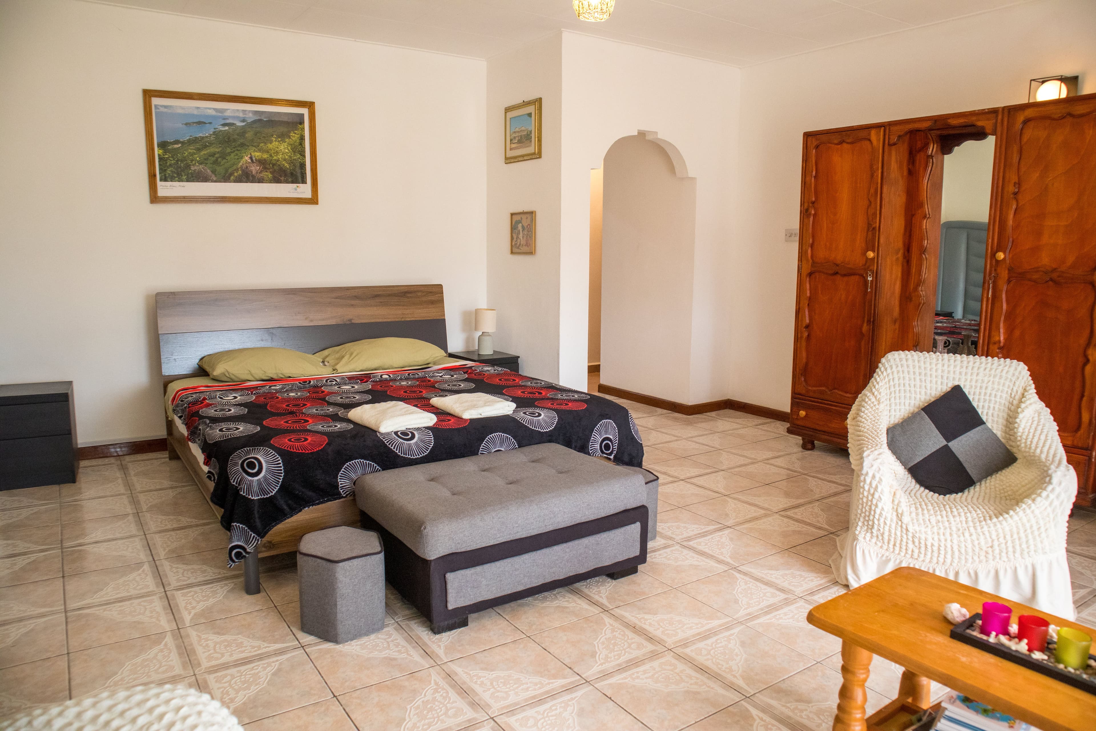 Room primary image