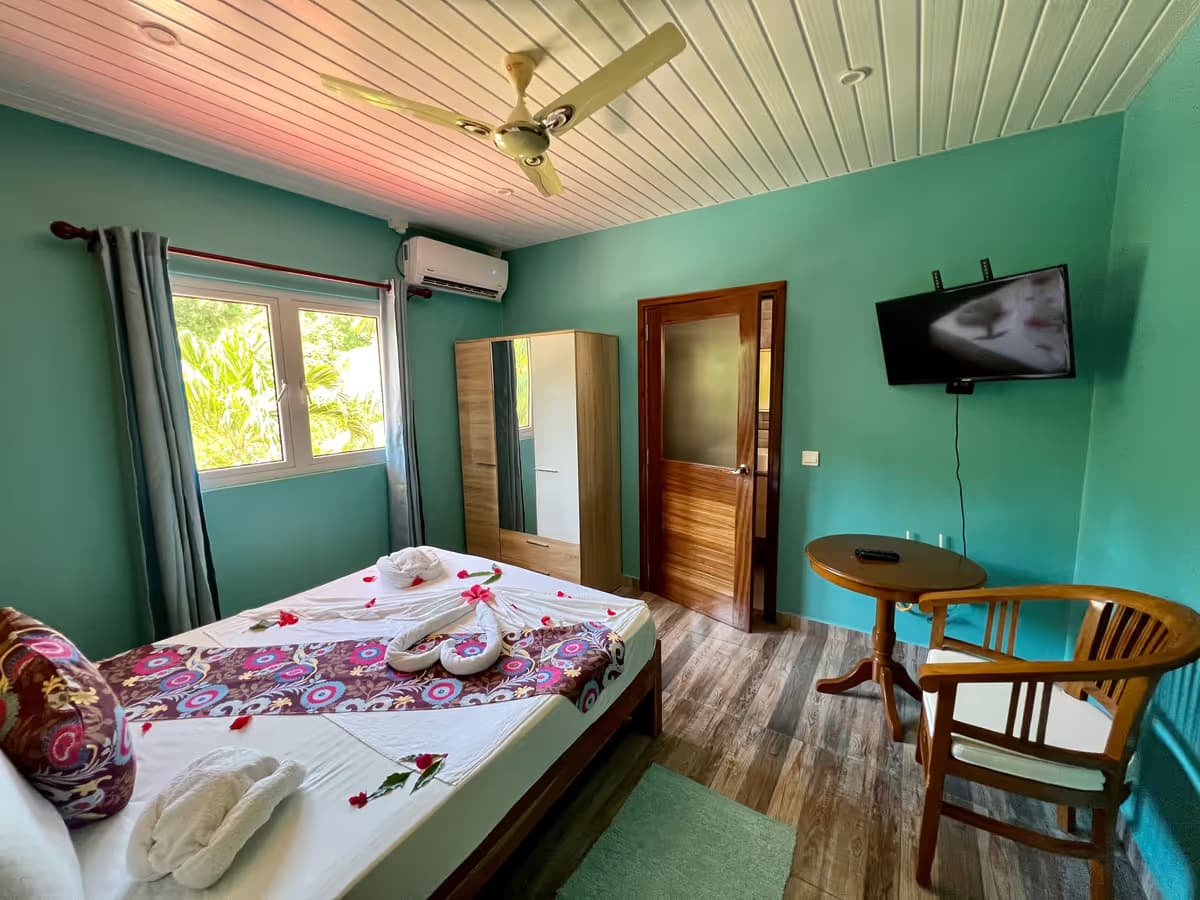 Deluxe two bedroom family apartment  - Chloe's Cottage