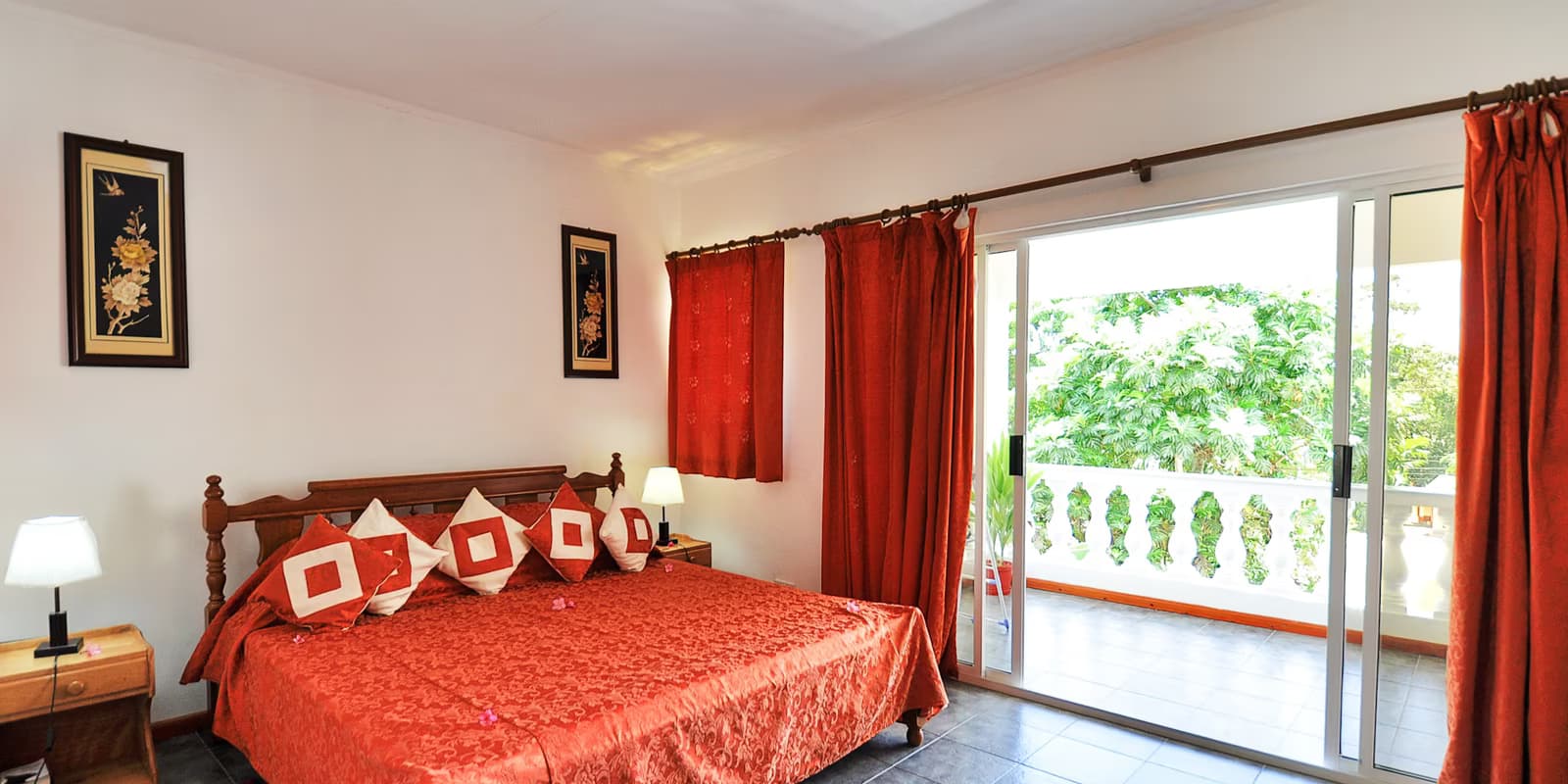 One-Bedroom Apartment - upstairs - Rows Villa