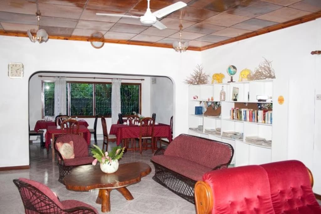 One Bedroom Apartment - Villa des Roses