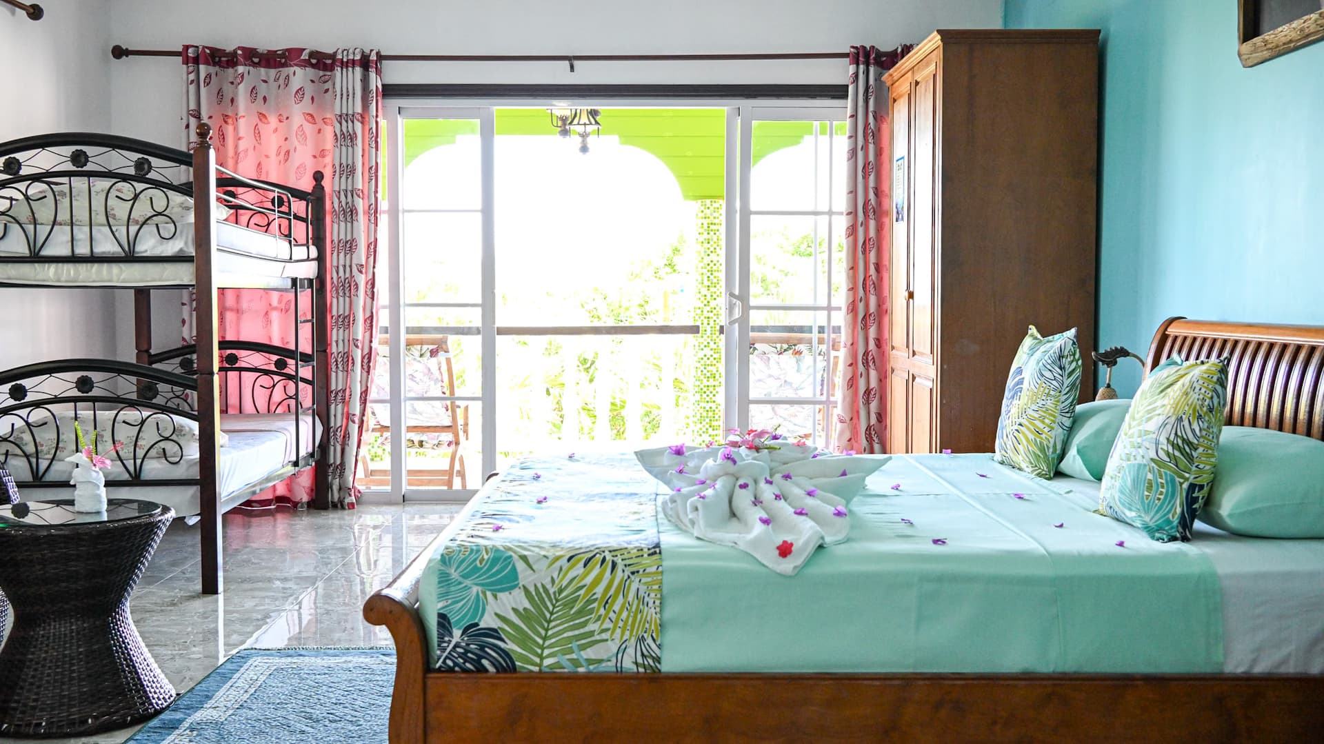 Family room sea view - Villa Hortensia