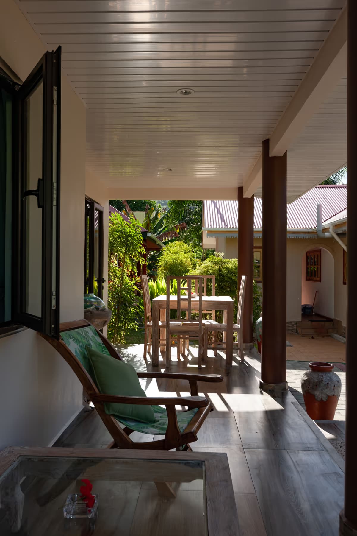 One Bedroom Deluxe Bungalow - Casa de Leela