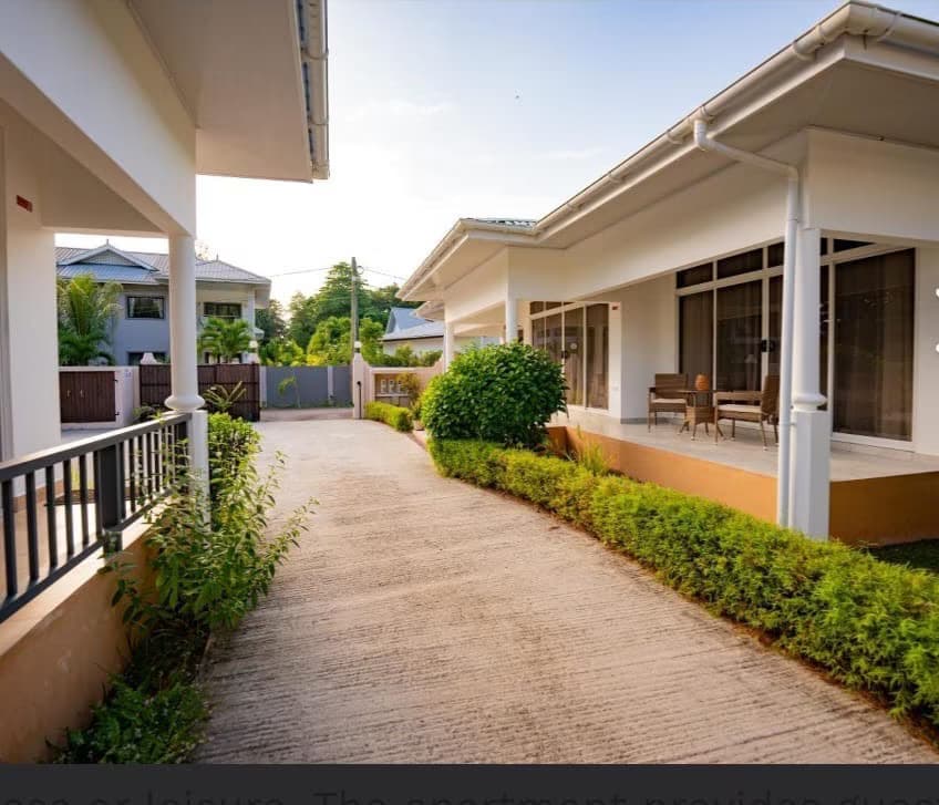 Macmillan's Holiday Villas