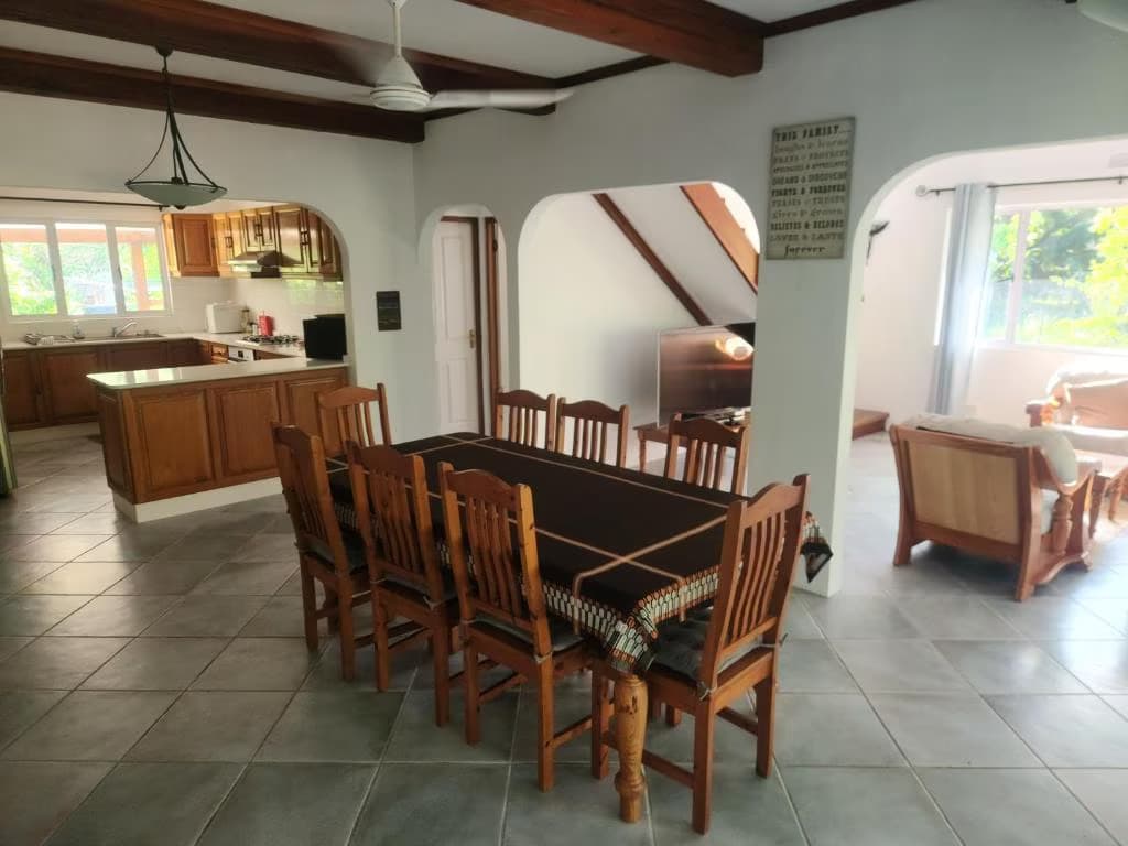 Apartment Upstairs - Fairytern Chalets