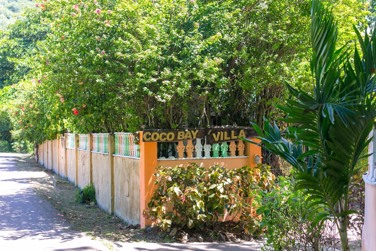 Street view Coco Bay Villa