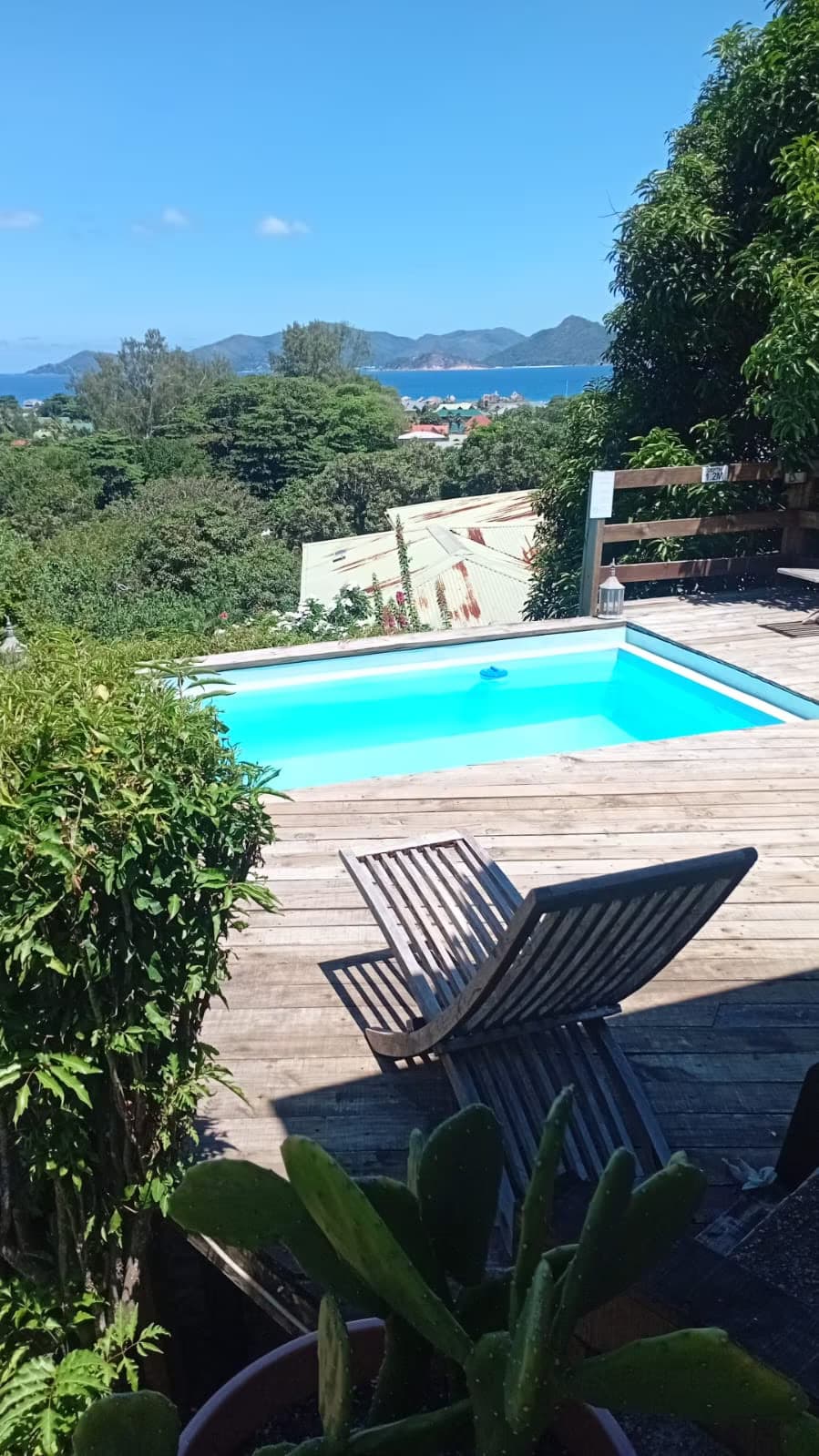 Three-Bedroom House - Kaz Ladouceur
