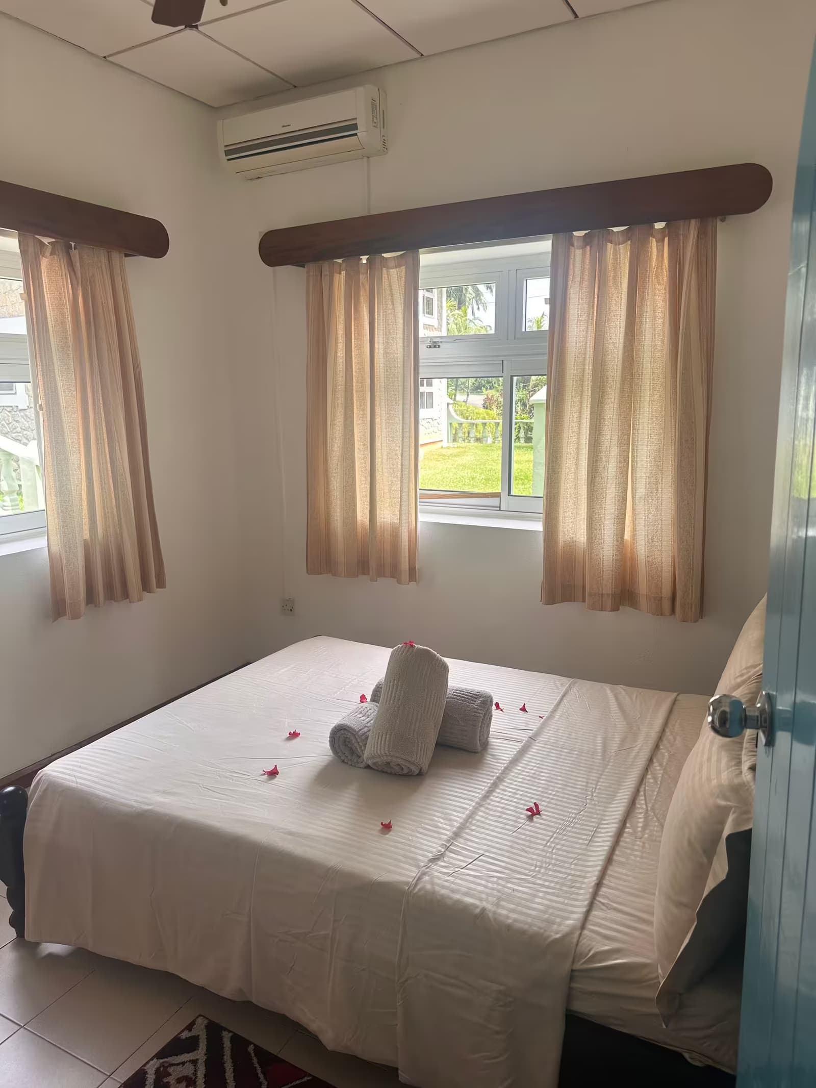 2-bedroom apartments - Koko Villa