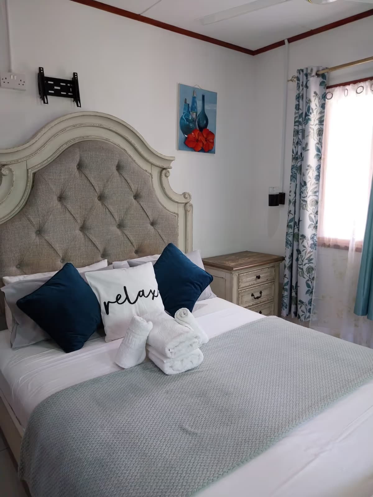 Bedroom Sapphire House