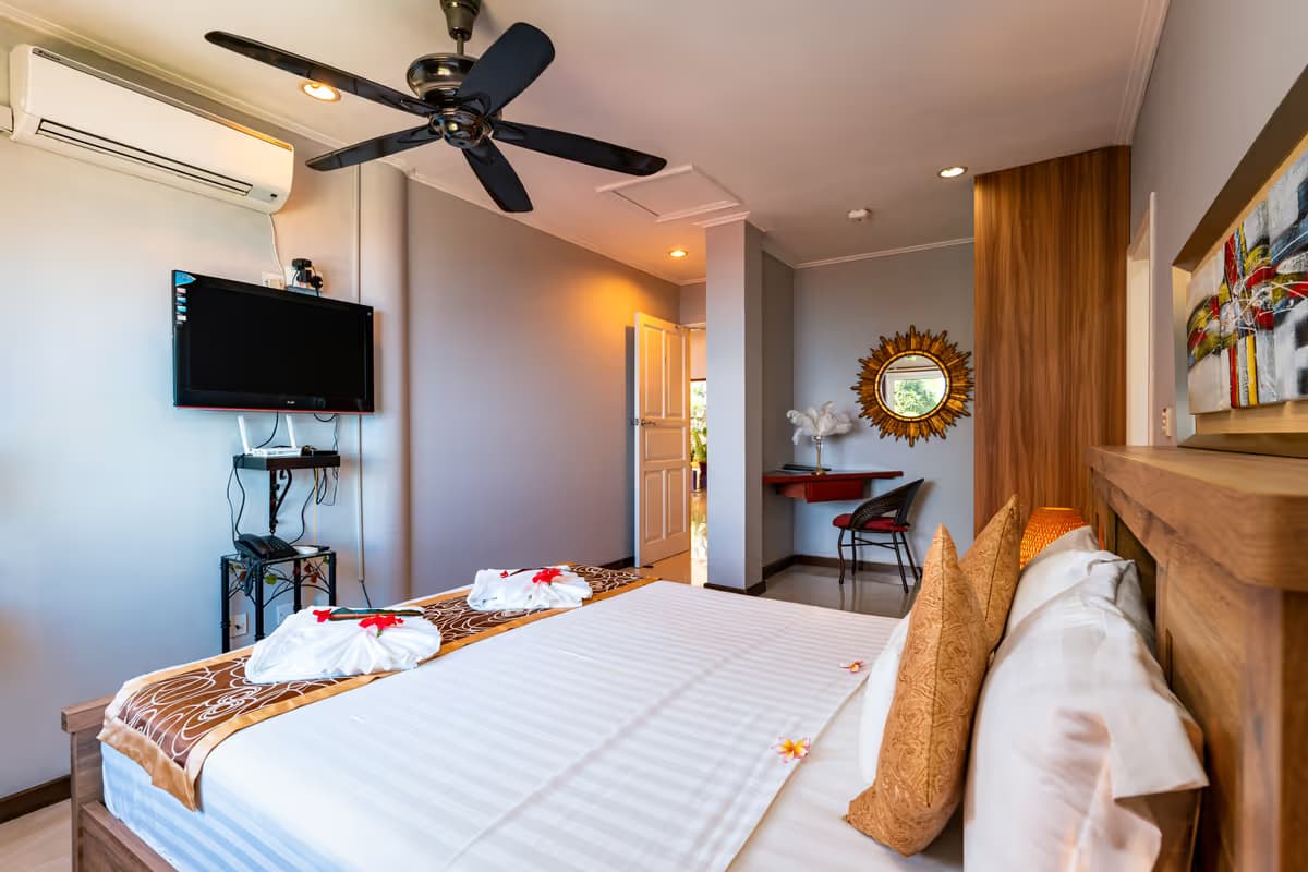 Standard Double Room - Glacis Heights Villa
