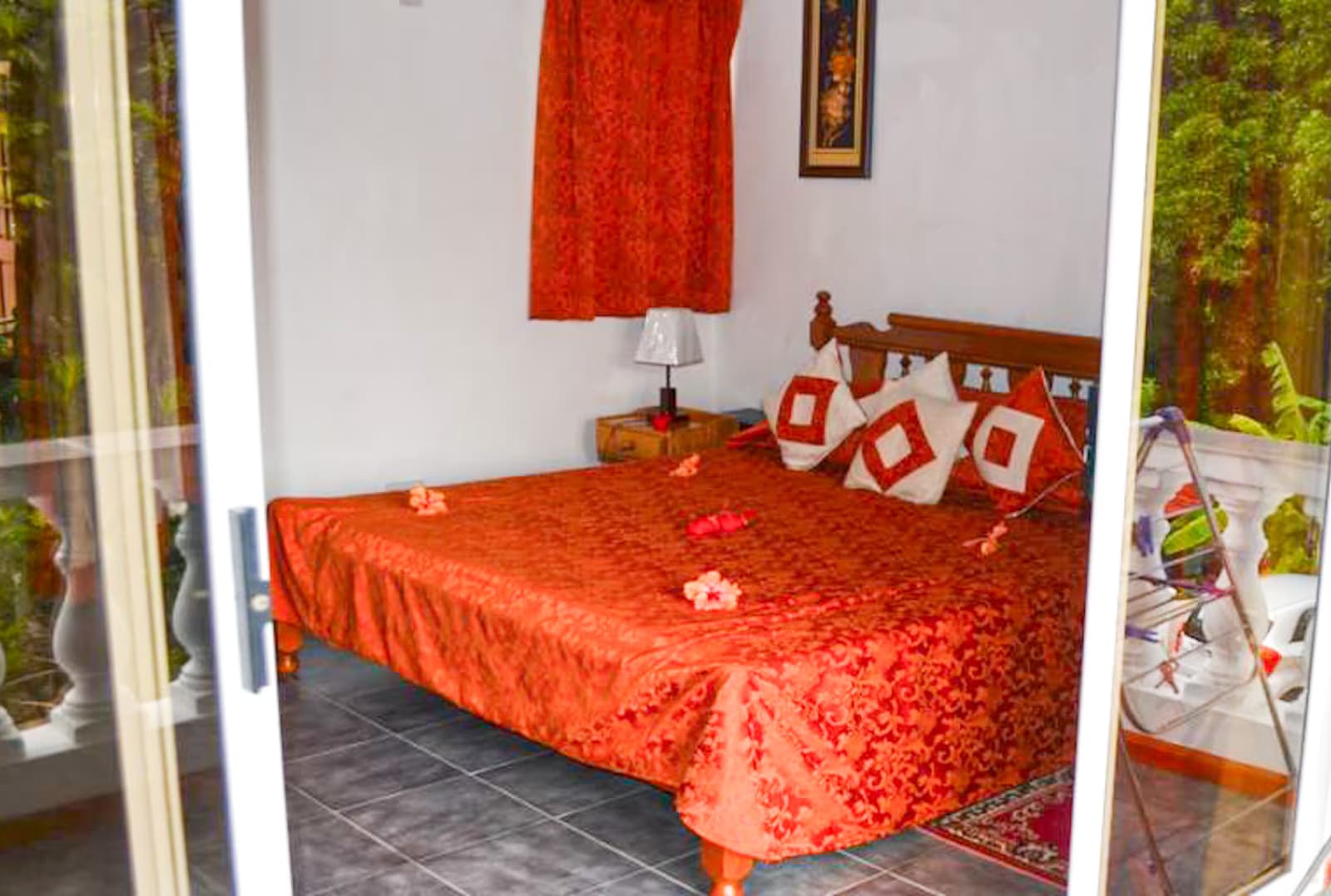 One-Bedroom Apartment - upstairs - Rows Villa
