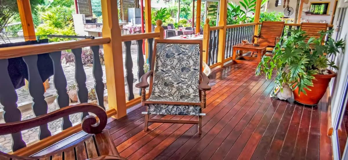 Triple room terrace - Bwa Damie - Bwaver Cottage