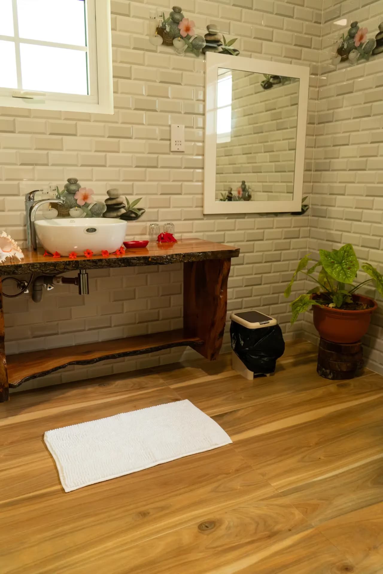 Garden view - Villa Charette