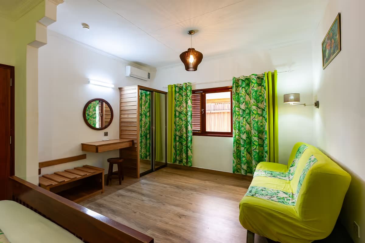 Deluxe apartment - The Islander Hotel