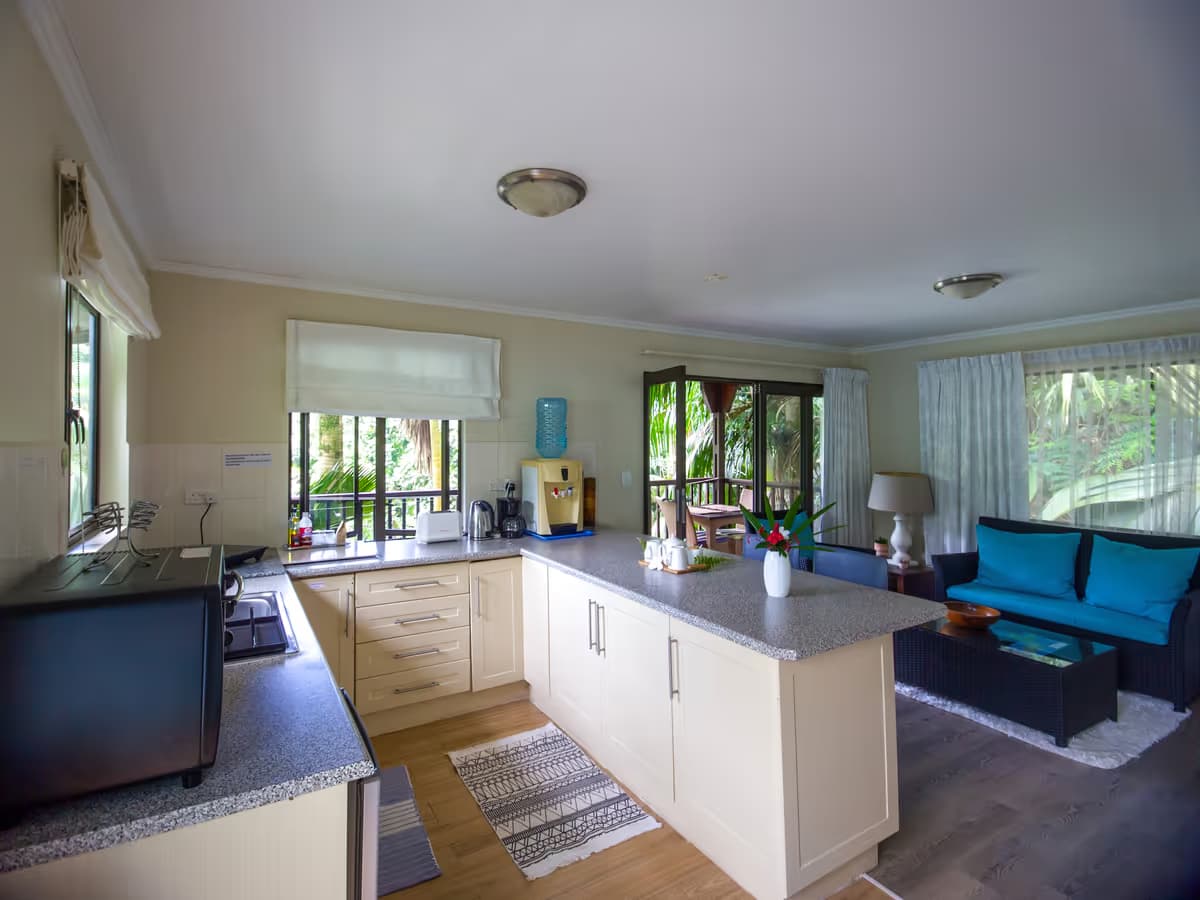 Hibiscus room - Hillside Retreat
