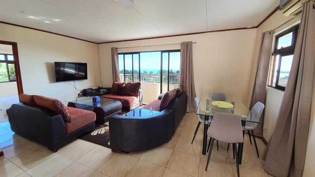 Two-Bedroom Apartment Soley - Maison L'Horizon