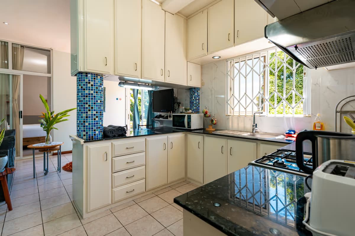 Apartment 1-Bedroom - Glacis Heights Villa