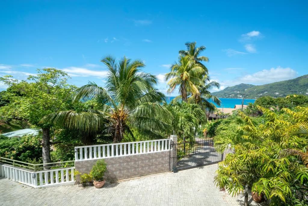 Two-Bedroom house - La Belle Residence