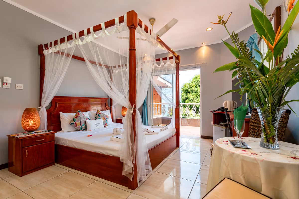 Superior Double room - Glacis Heights Villa