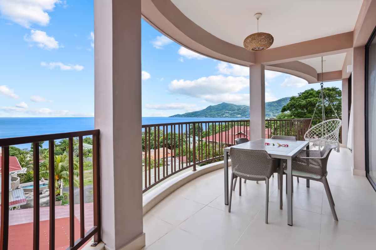 Veranda Villa Rousseau