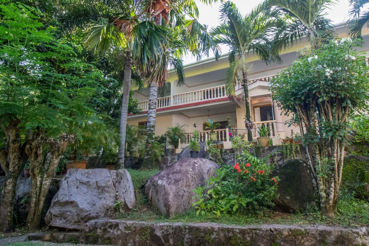 Forest Lodge