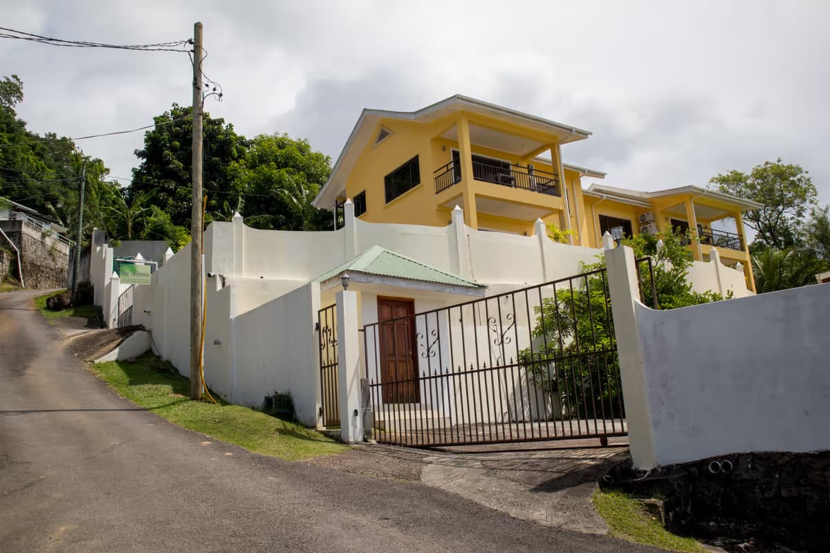 Dar and Douce Apartments
